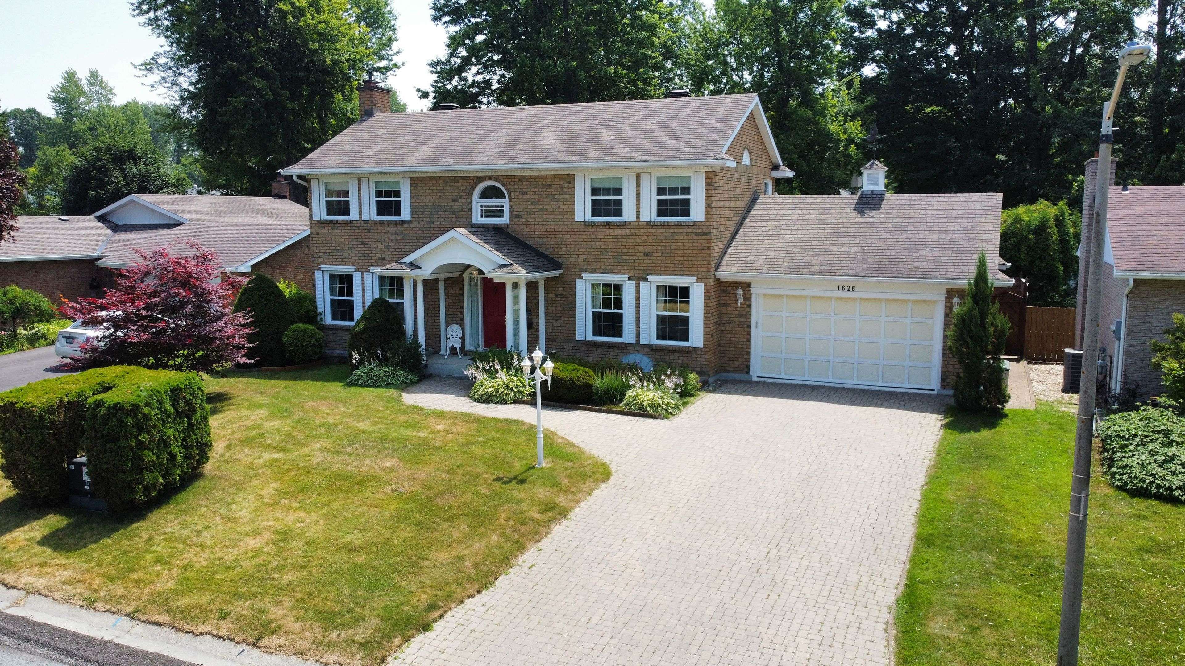 1626 Grant AVE, Cornwall, ON K6J 5J4