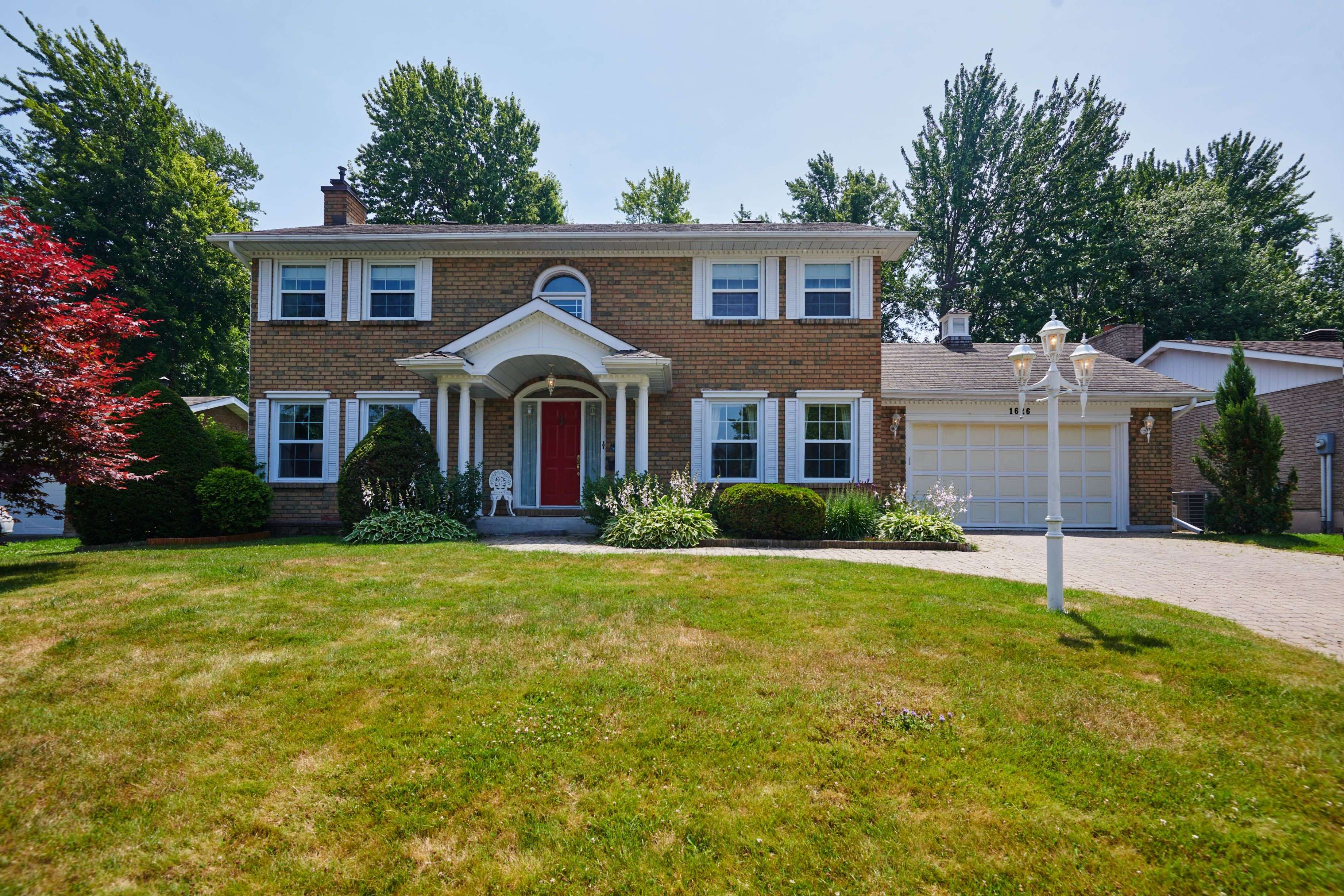 Cornwall, ON K6J 5J4,1626 Grant AVE