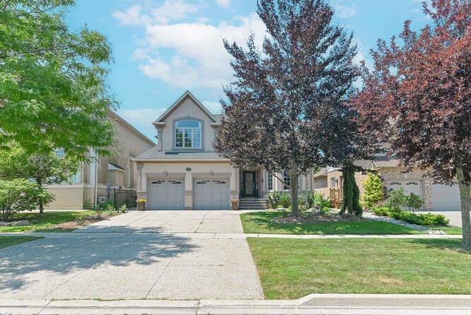 Hamilton, ON L9K 1L8,240 Kitty Murray LN
