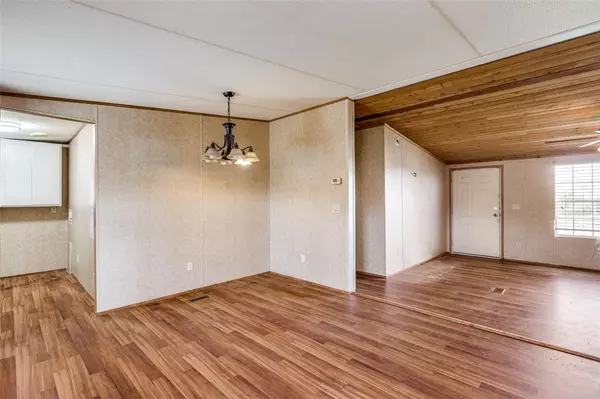 Farmersville, TX 75442,289 Winding River Circle