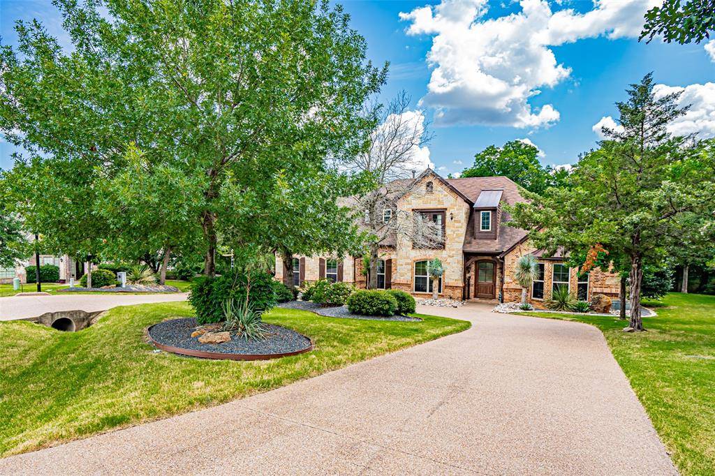 5010 Monroe Drive, Midlothian, TX 76065