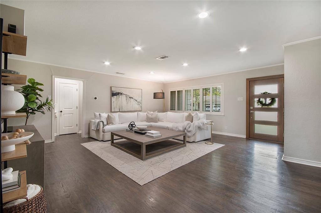 Dallas, TX 75231,7224 Edgerton Drive