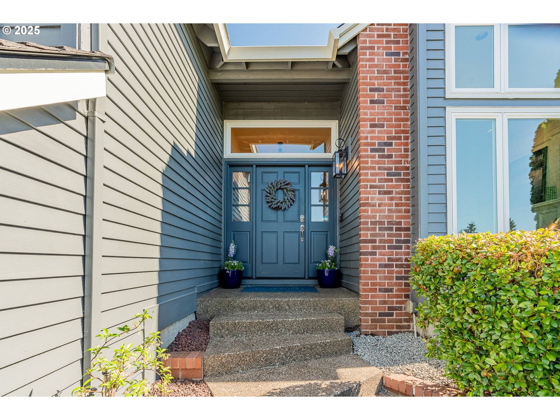 West Linn, OR 97068,2095 WELLINGTON DR