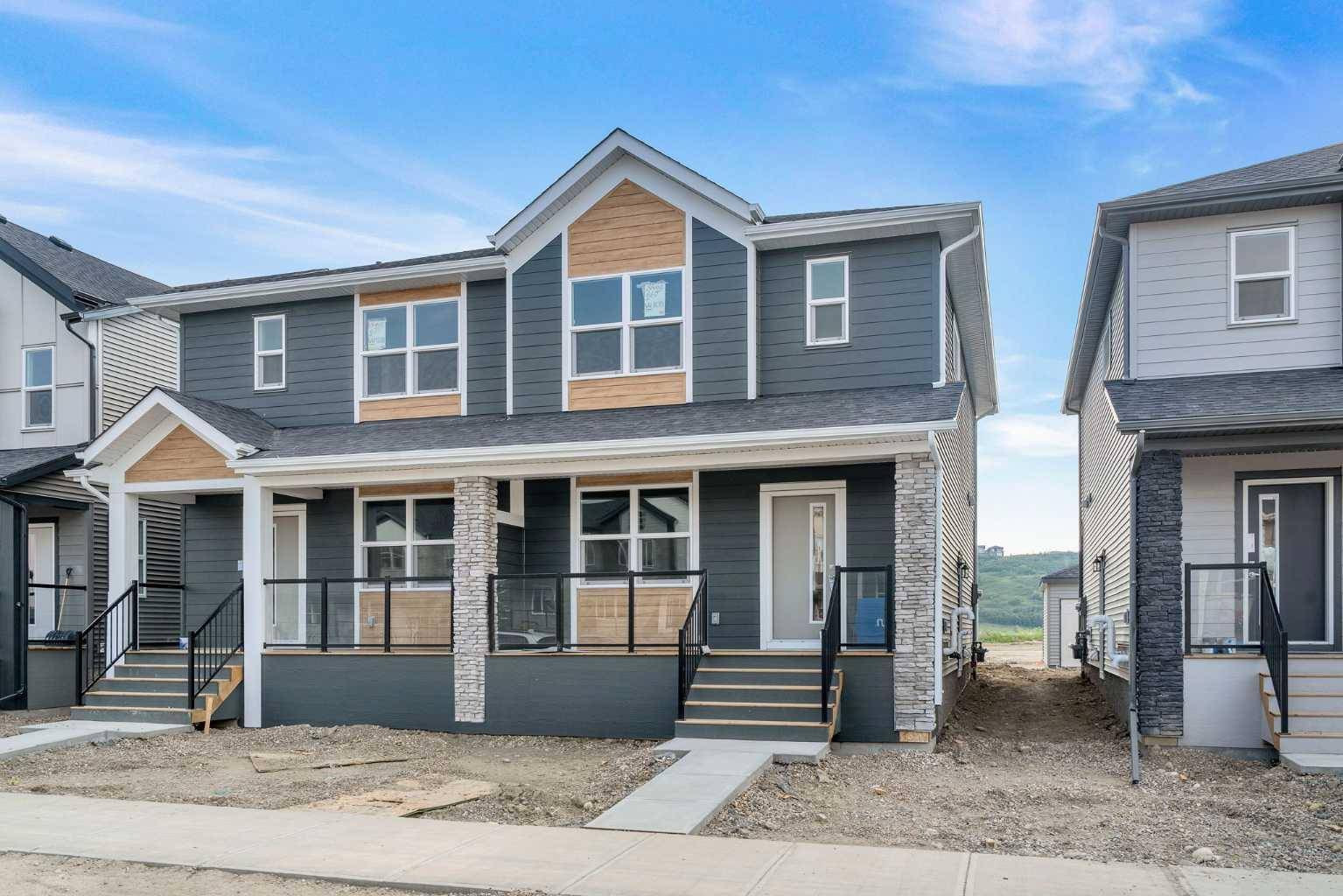 667 Wolf Willow BLVD SE, Calgary, AB T2X 5S1