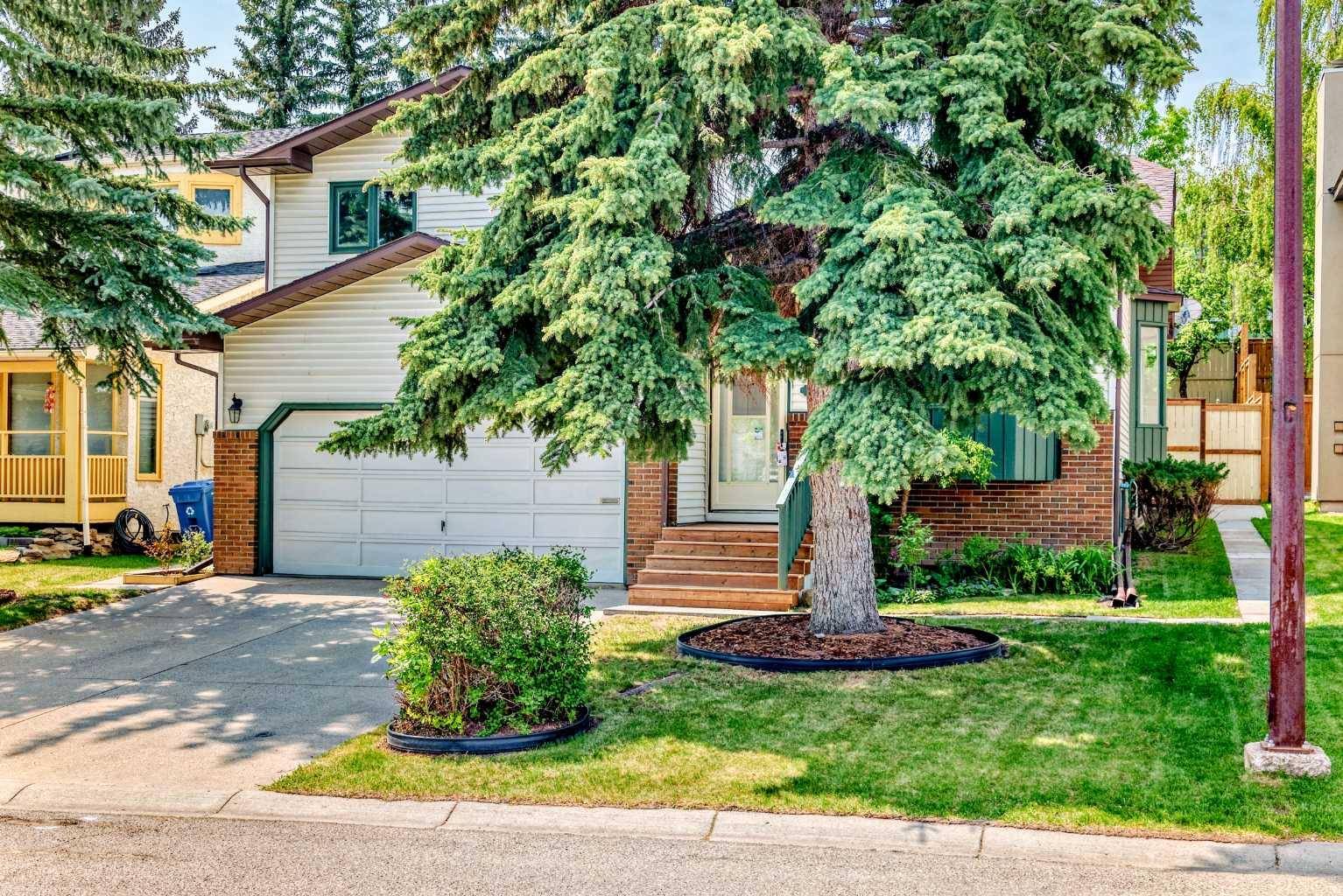 Calgary, AB T3H1T7,139 Stratton CRES SW