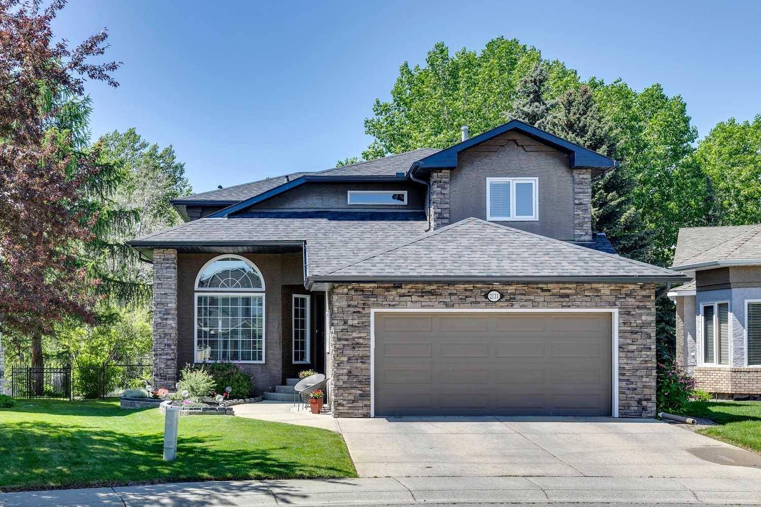 2131 Douglasbank CRES Southeast, Calgary, AB T2Z2C2
