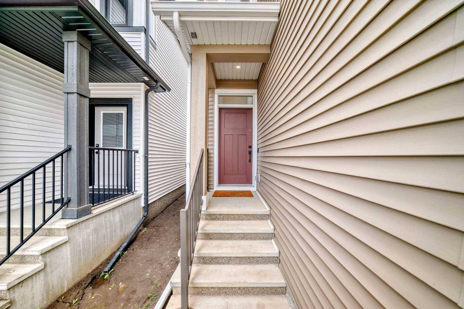 Calgary, AB T3S 0G5,171 Hotchkiss MNR Southeast