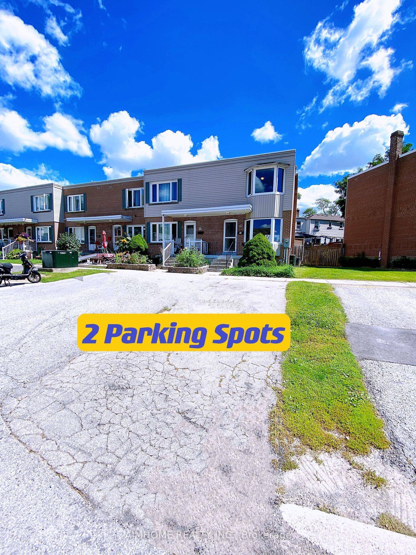 740 Kennedy RD #31, Toronto E04, ON M1K 2C5