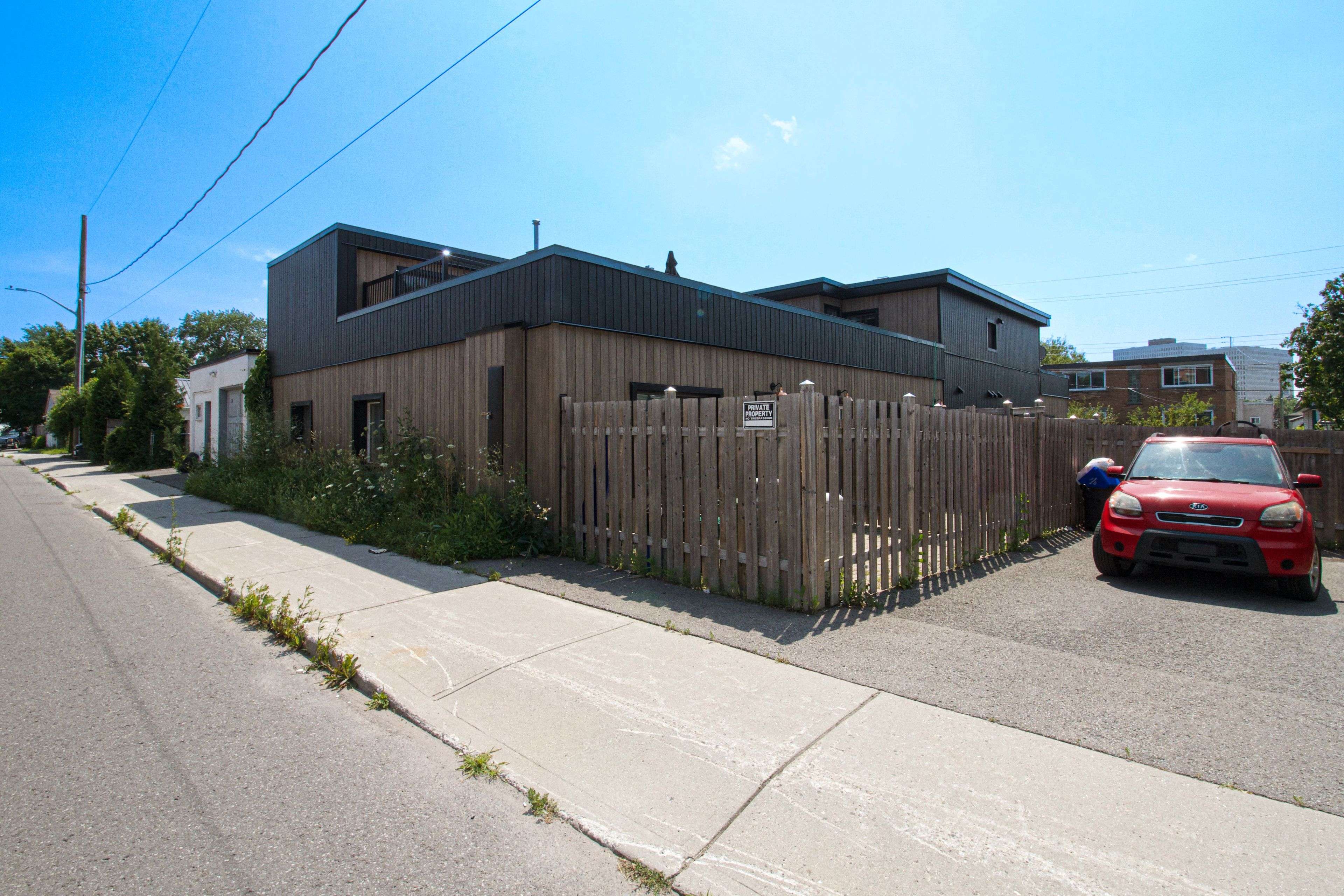 Vanier And Kingsview Park, ON K1L 7N6,309 Cyr AVE
