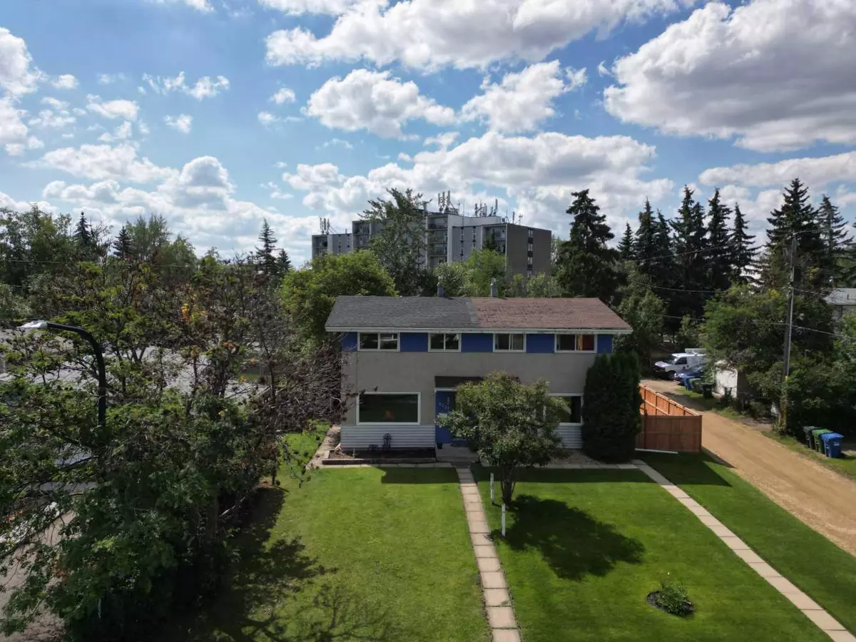 Red Deer, AB T4N 0N1,4237 33 ST