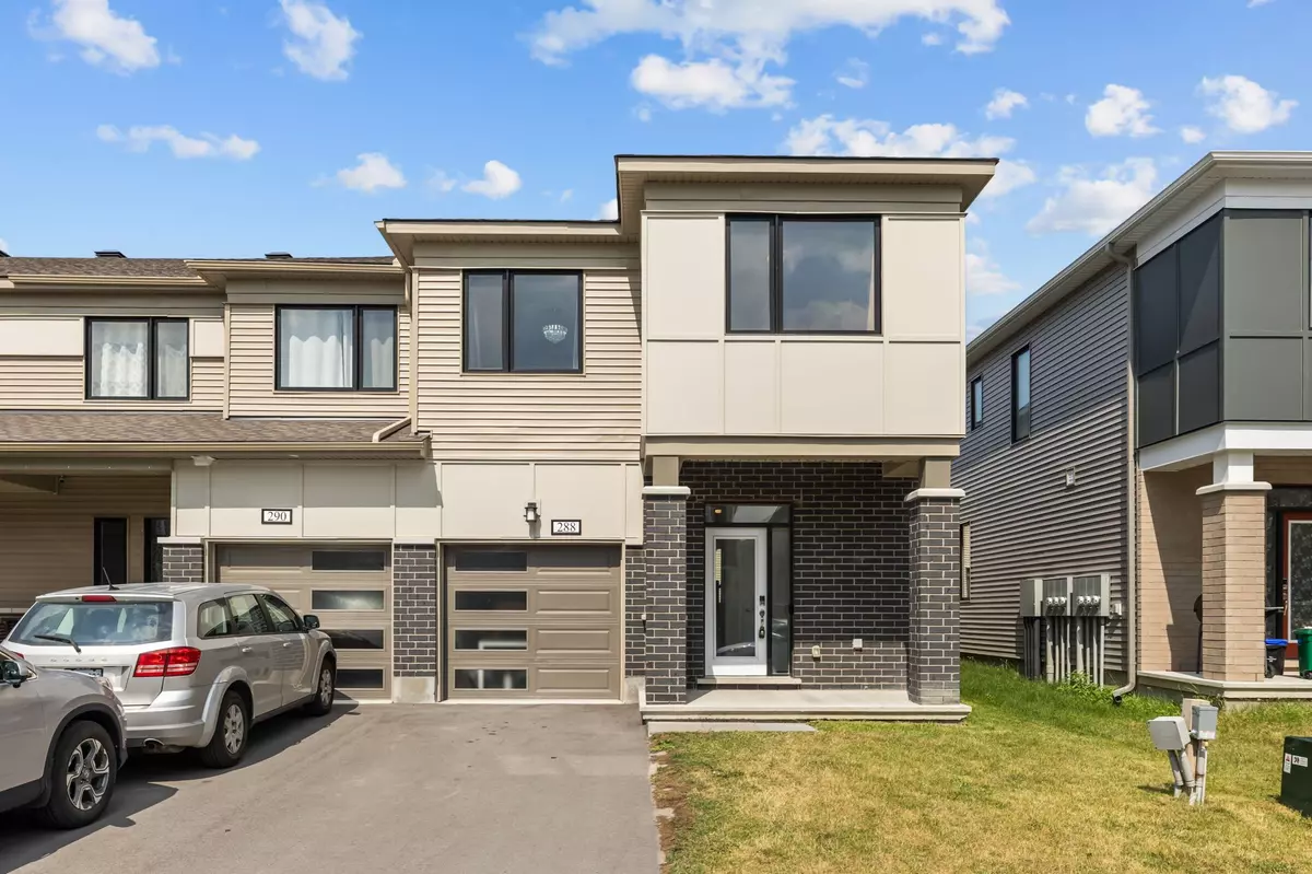 Stittsville - Munster - Richmond, ON K2S 3A4,288 Billrian CRES S