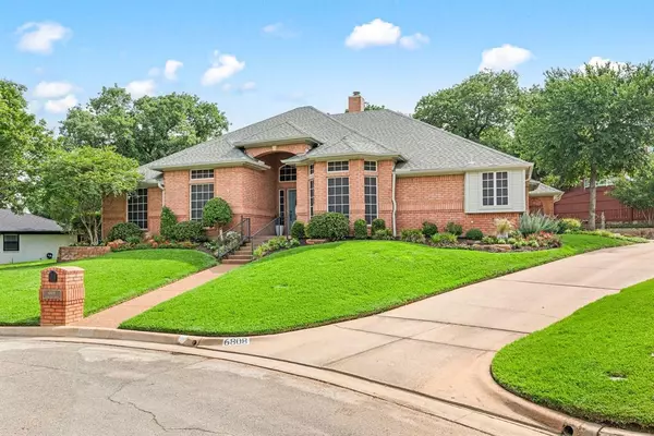 North Richland Hills, TX 76182,6808 N Oaks Drive
