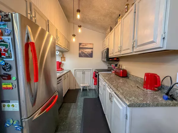 Timmins, ON P4N 8H6,200 Wende AVE #228