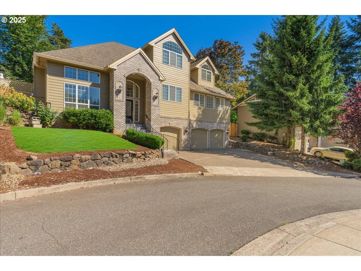 West Linn, OR 97068,3808 FAIRHAVEN DR