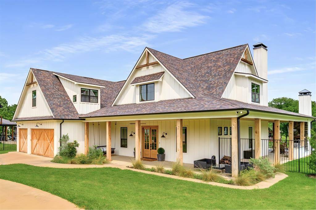 205 Oak Creek Drive, Tool, TX 75143