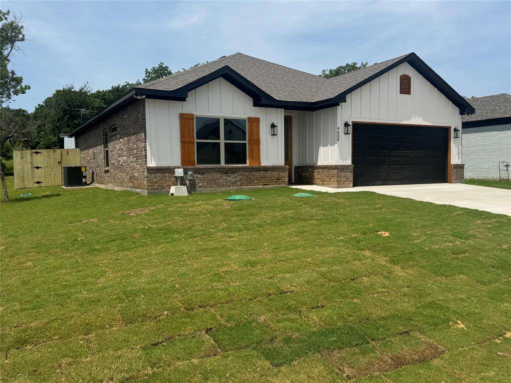Granbury, TX 76048,4608 Eagle Nest Court