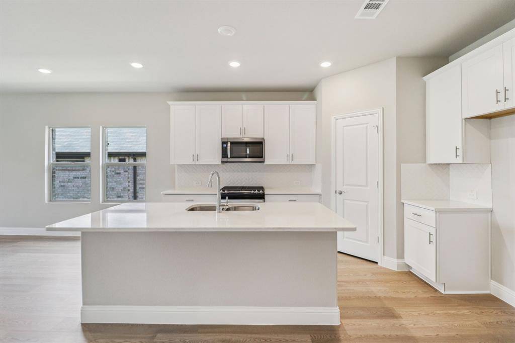2111 Dunbar Drive, Sherman, TX 75092