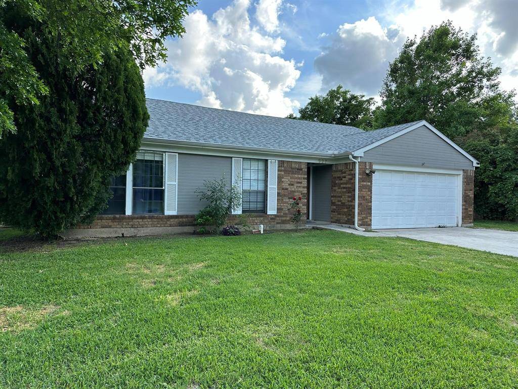 Grapevine, TX 76051,927 S Riverside Drive
