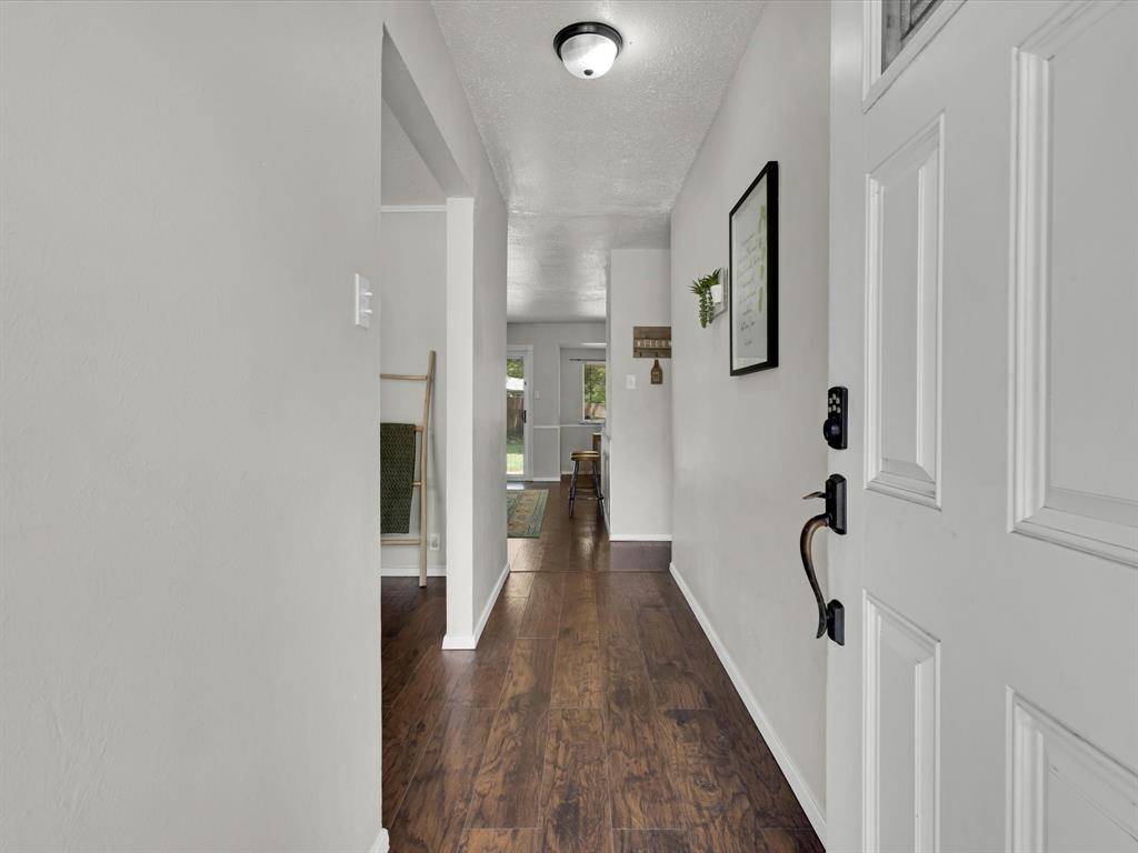 Burleson, TX 76028,540 NW Mound Street