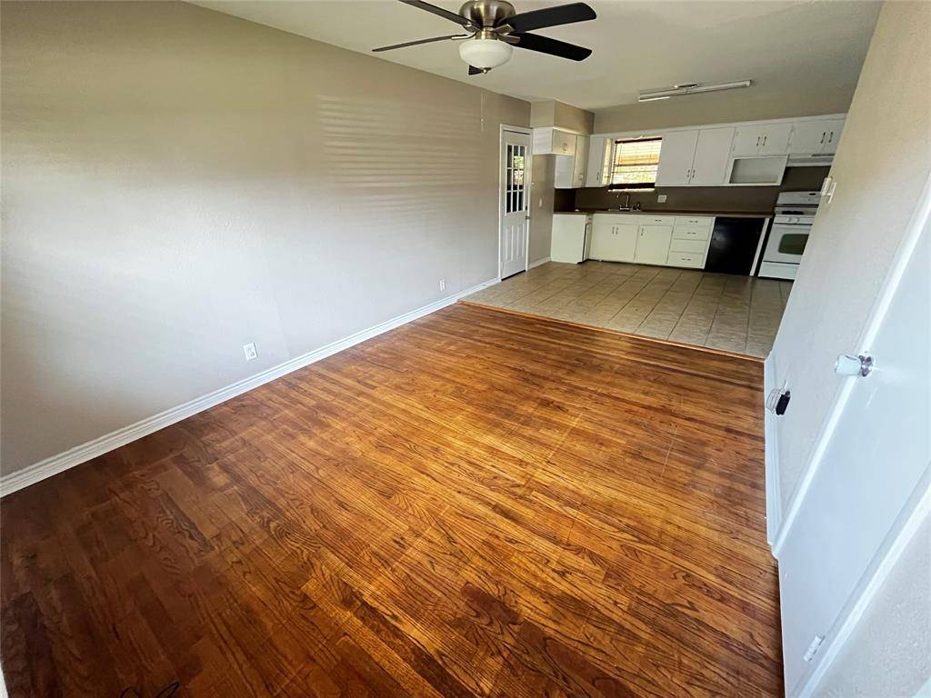 Ennis, TX 75119,804 Loy Lane