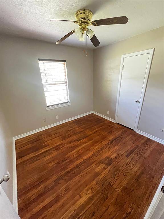 Ennis, TX 75119,804 Loy Lane