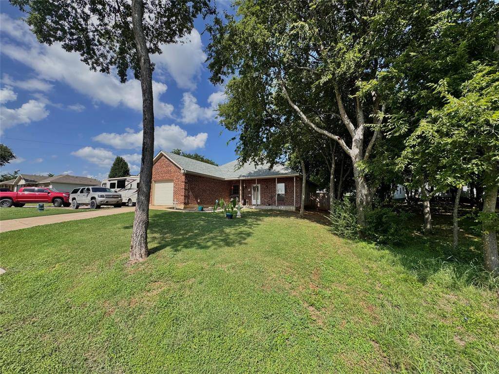 Alvarado, TX 76009,213 S Preston Street