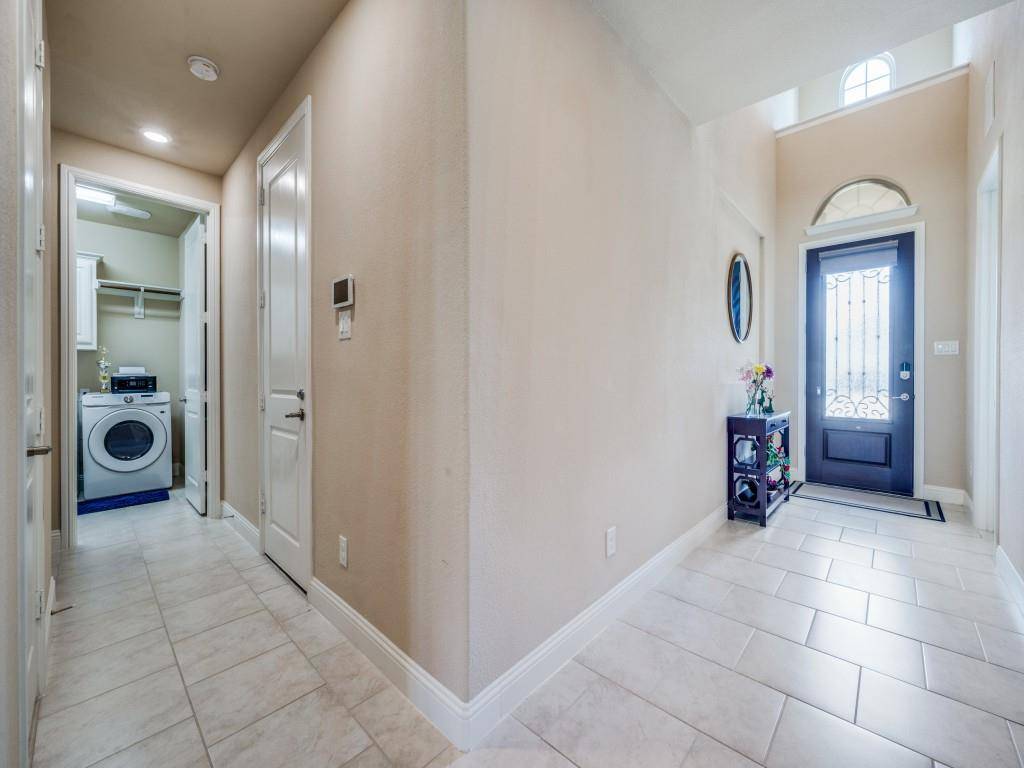 Lewisville, TX 75010,1710 Brookglen Court