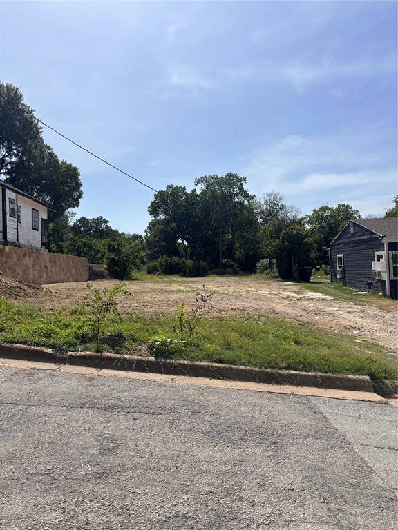 2707 Refugio Avenue, Fort Worth, TX 76164