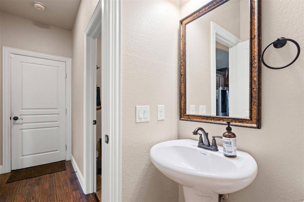Midlothian, TX 76065,717 Staghorn Street