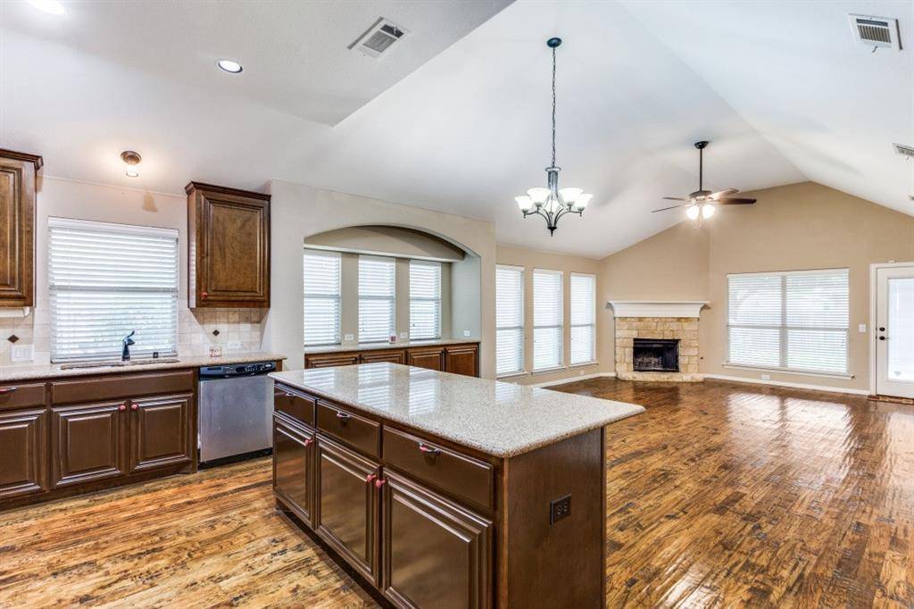 Mansfield, TX 76063,4303 Poppy Drive
