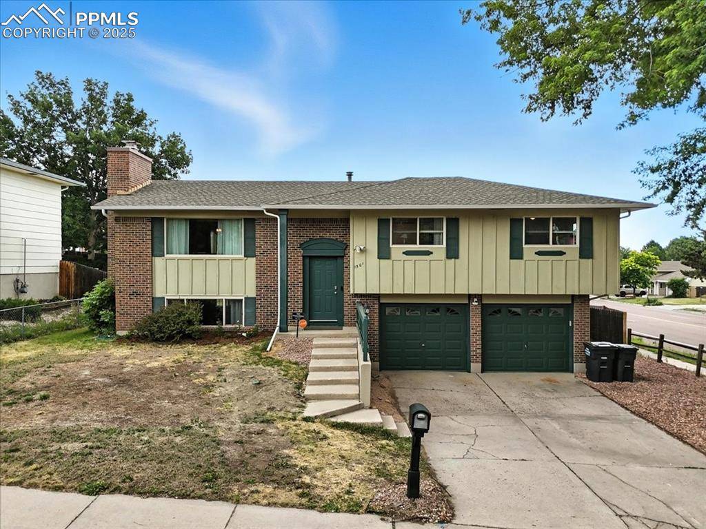 1501 E Owen CIR, Colorado Springs, CO 80915