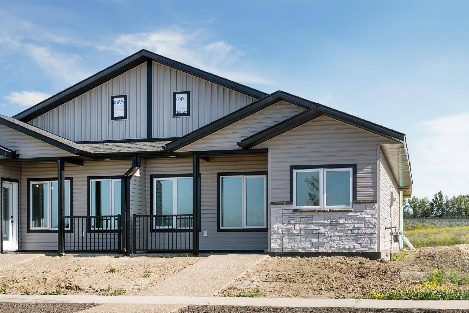 6318 26 AVE, Camrose, AB T4V5J6