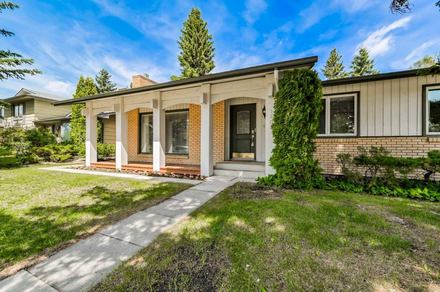 Calgary, AB T2J2W7,1803 Lake Bonavista DR Southeast