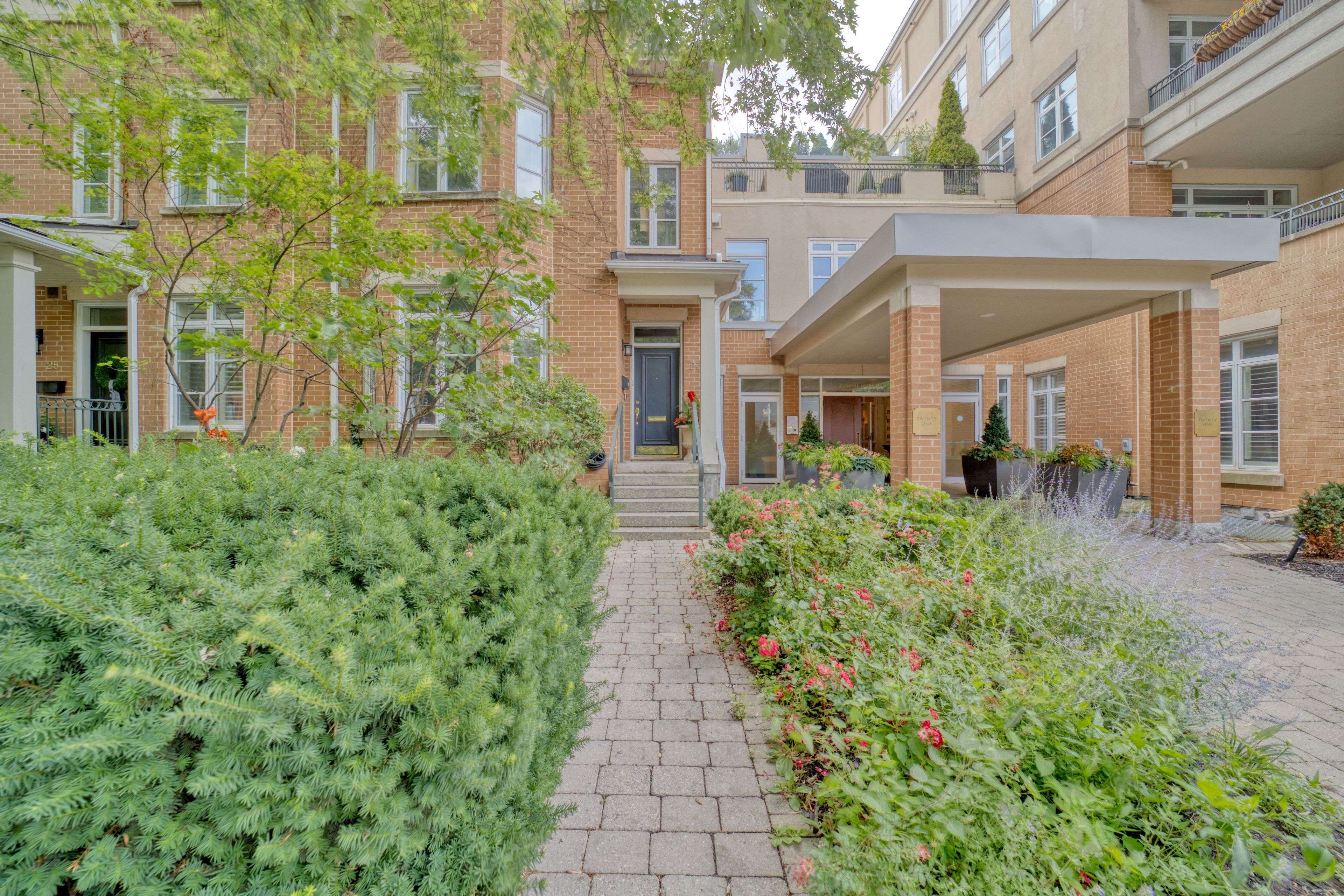 23 Shaftesbury AVE, Toronto C09, ON M4T 3B4