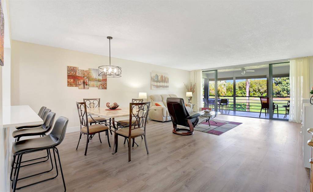 Boynton Beach, FL 33437,11114 Green Lakes Dr #203