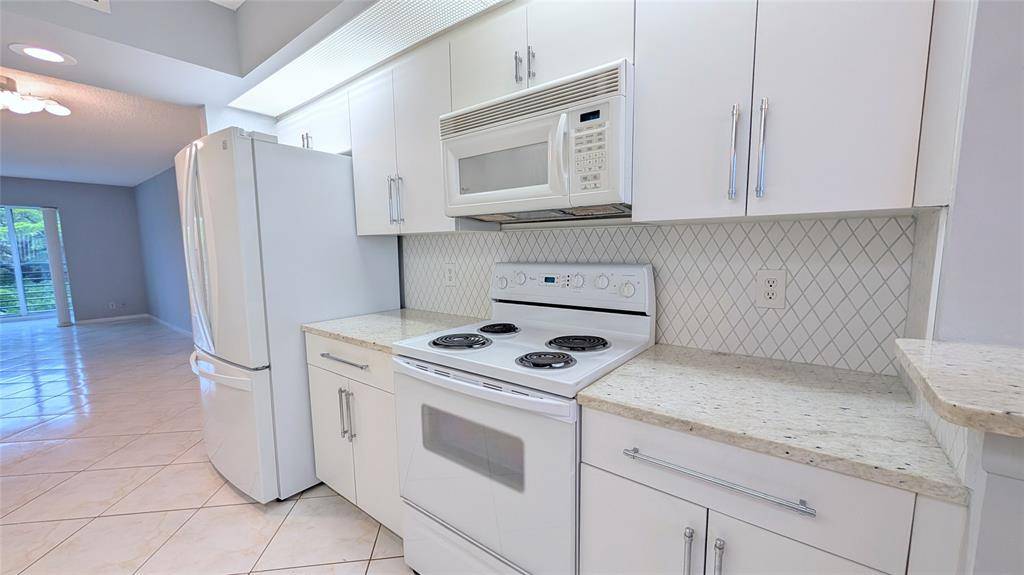 Coconut Creek, FL 33066,1803 Eleuthera Point #E3