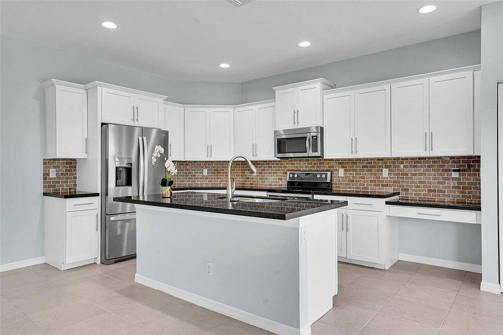 Lake Worth, FL 33463,7162 Prudencia Dr