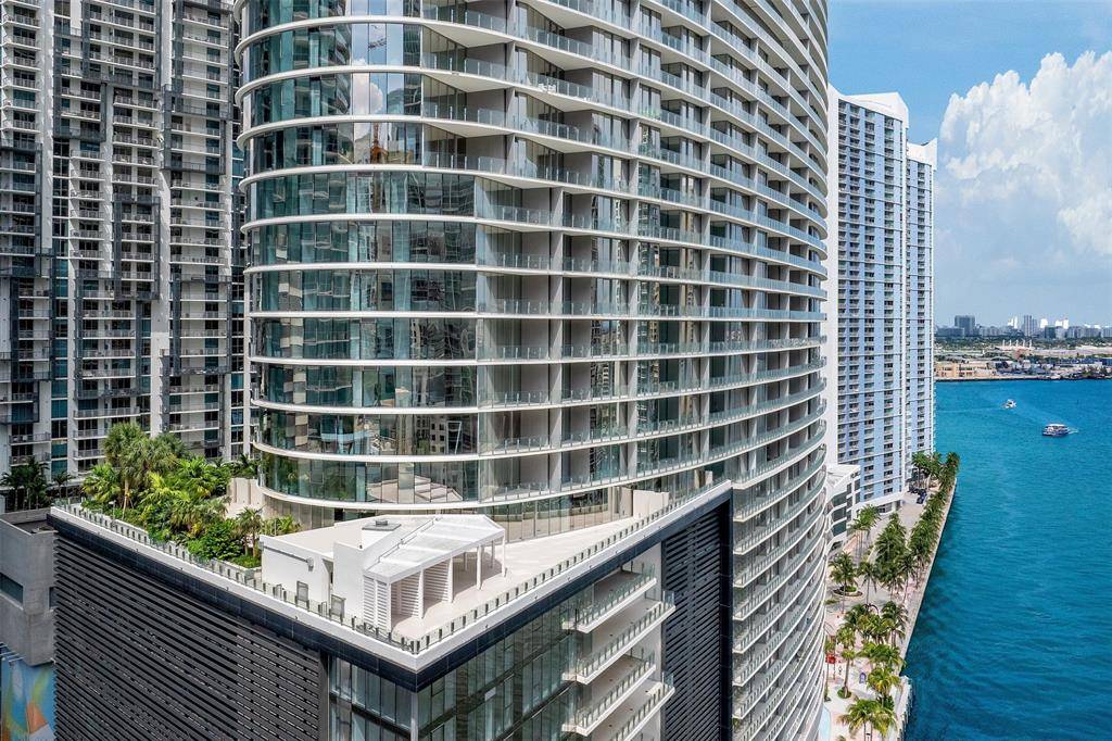 Miami, FL 33131,300 Biscayne Blvd Way #1507