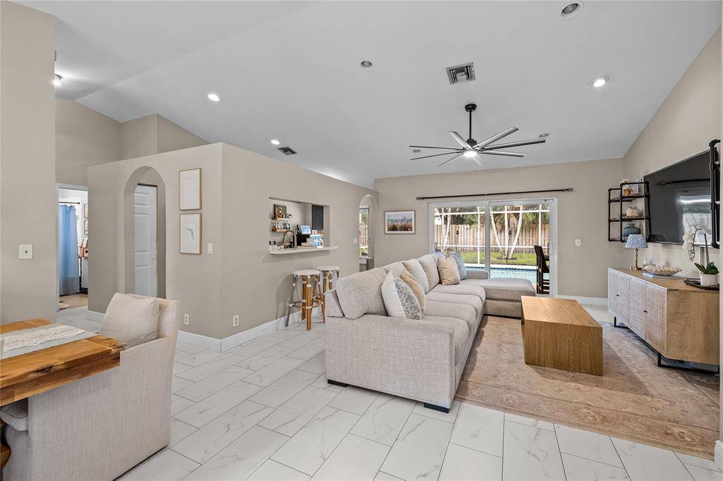 Coconut Creek, FL 33073,7163 NW 45th Avenue
