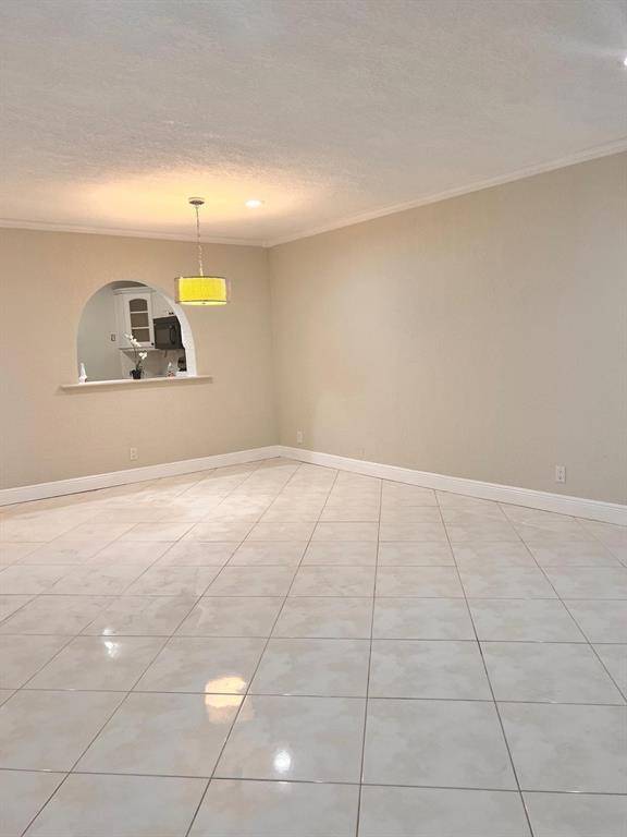 Boca Raton, FL 33428,22435 SW 61st Way #221