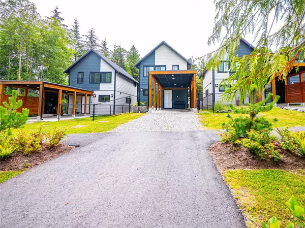 1782 St. Jacques Blvd #2, Ucluelet, BC V0R 3A0