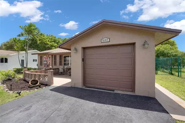 Tamarac, FL 33321,8107 NW 93rd Ter