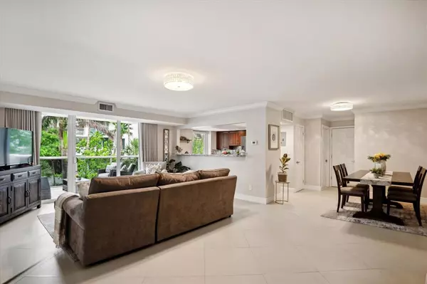 Fort Lauderdale, FL 33308,2841 N Ocean Blvd #301