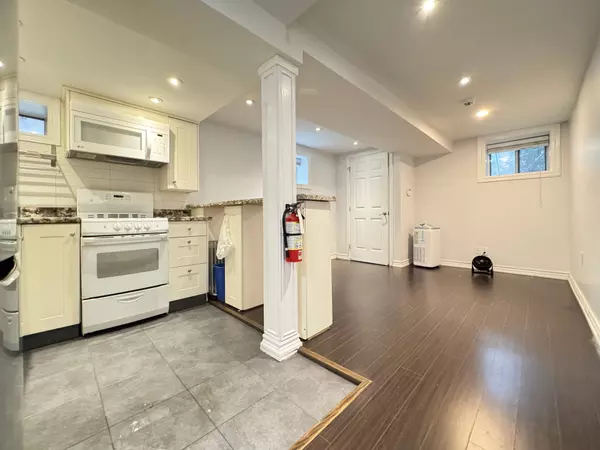 Toronto W01, ON M6K 2V9,64 Lansdowne AVE #Bsmt