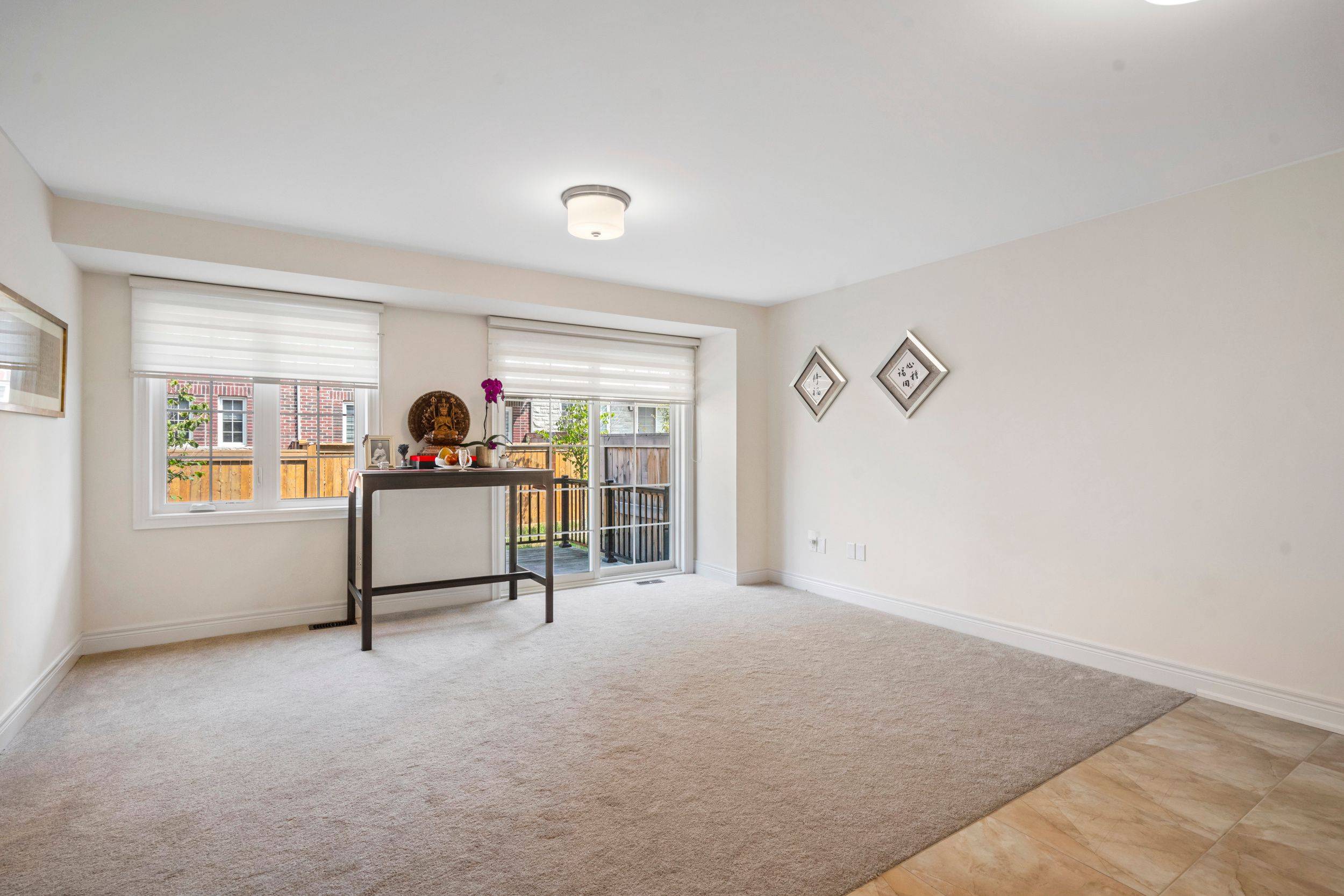 Markham, ON L6C 0Y7,10 Island Green LN