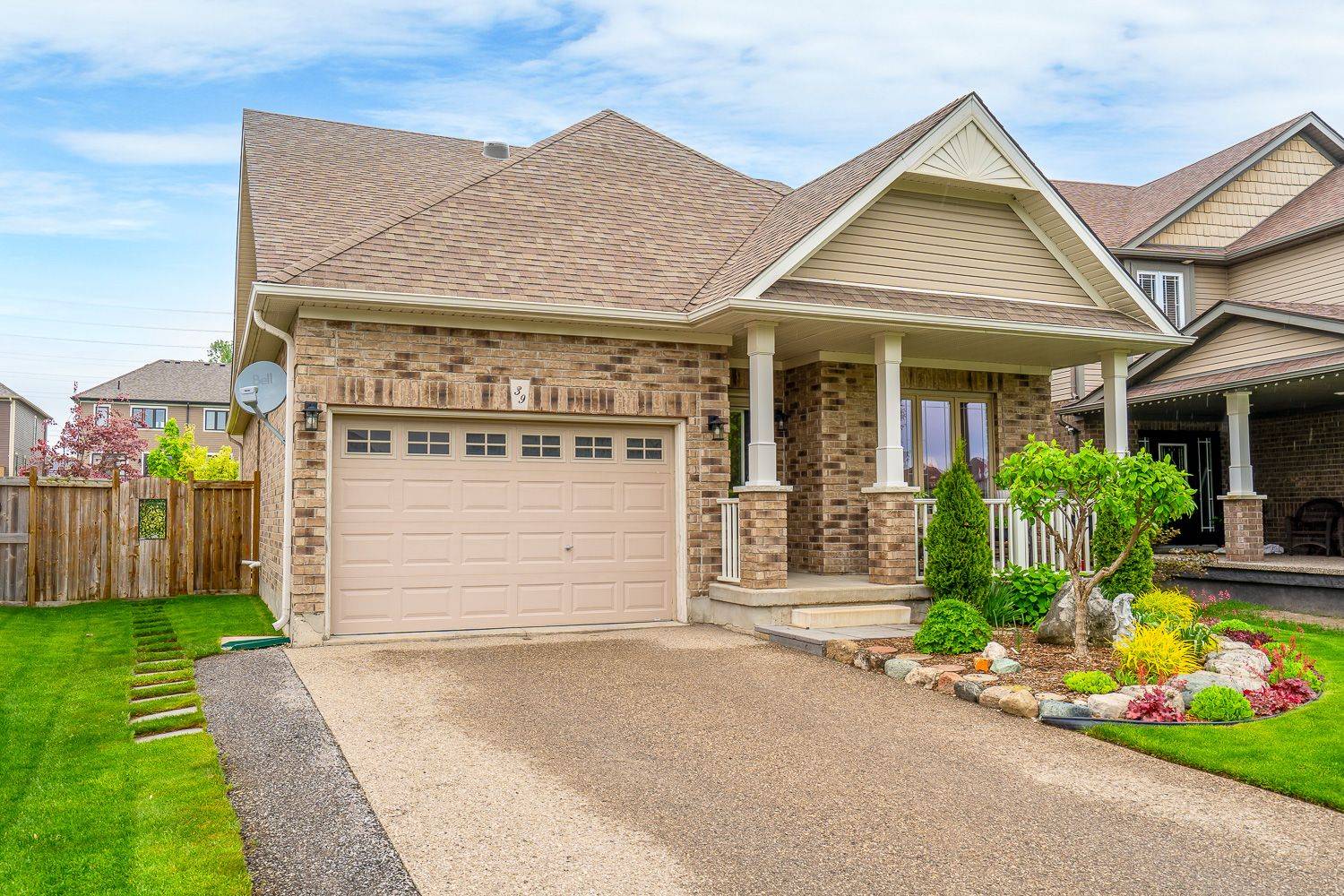 39 Dinnick CRES, Orangeville, ON L9W 0B7