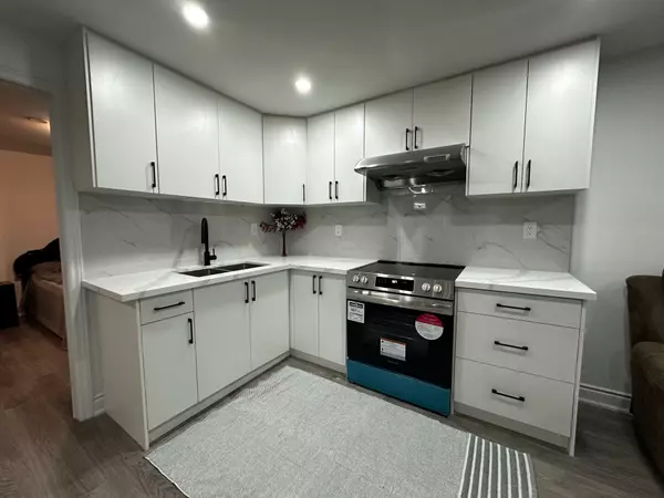 Mississauga, ON L5V 2E1,1198 Blueheron BLVD #Basment