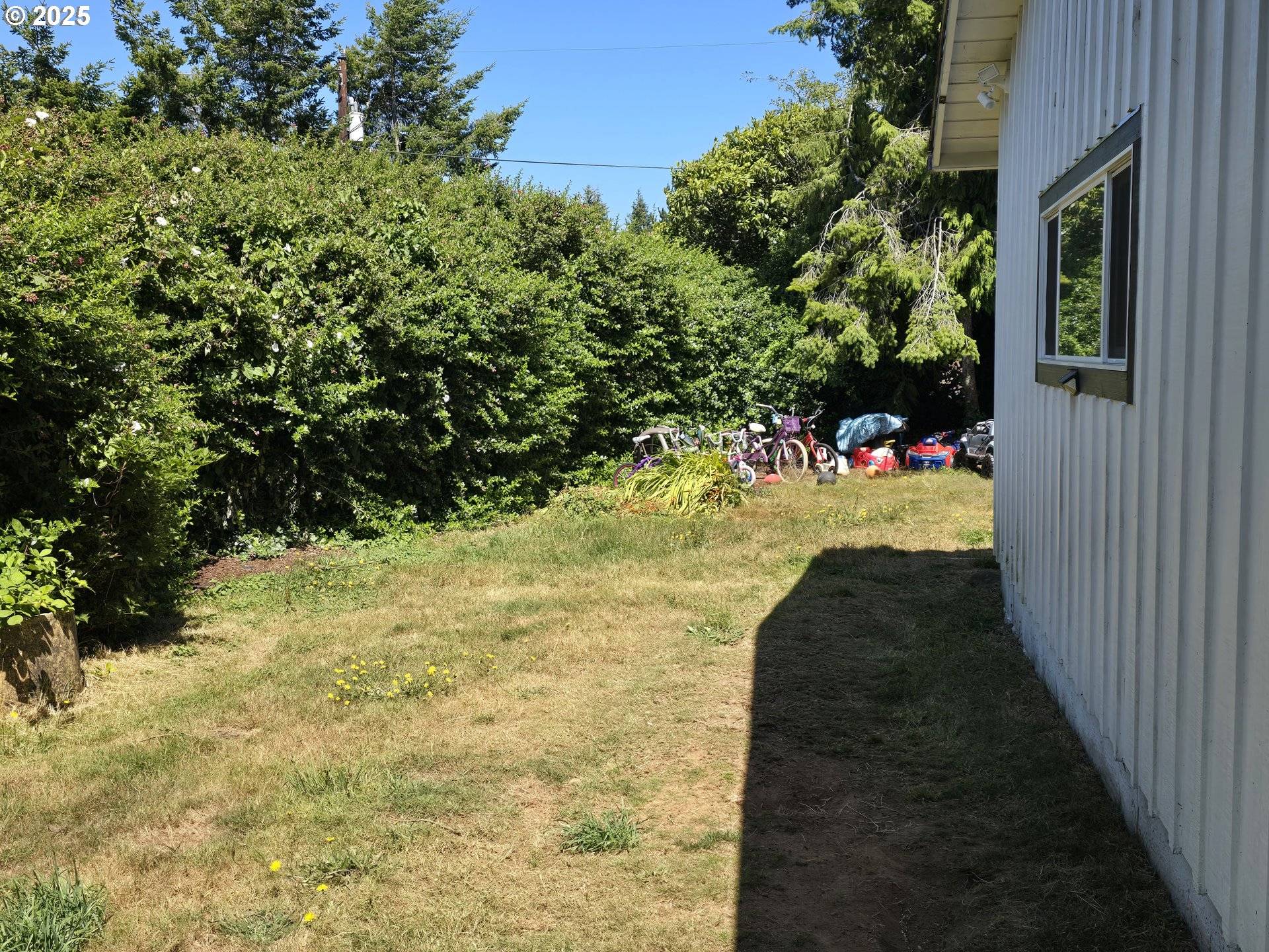 Coos Bay, OR 97420,1660 LINCOLN RD