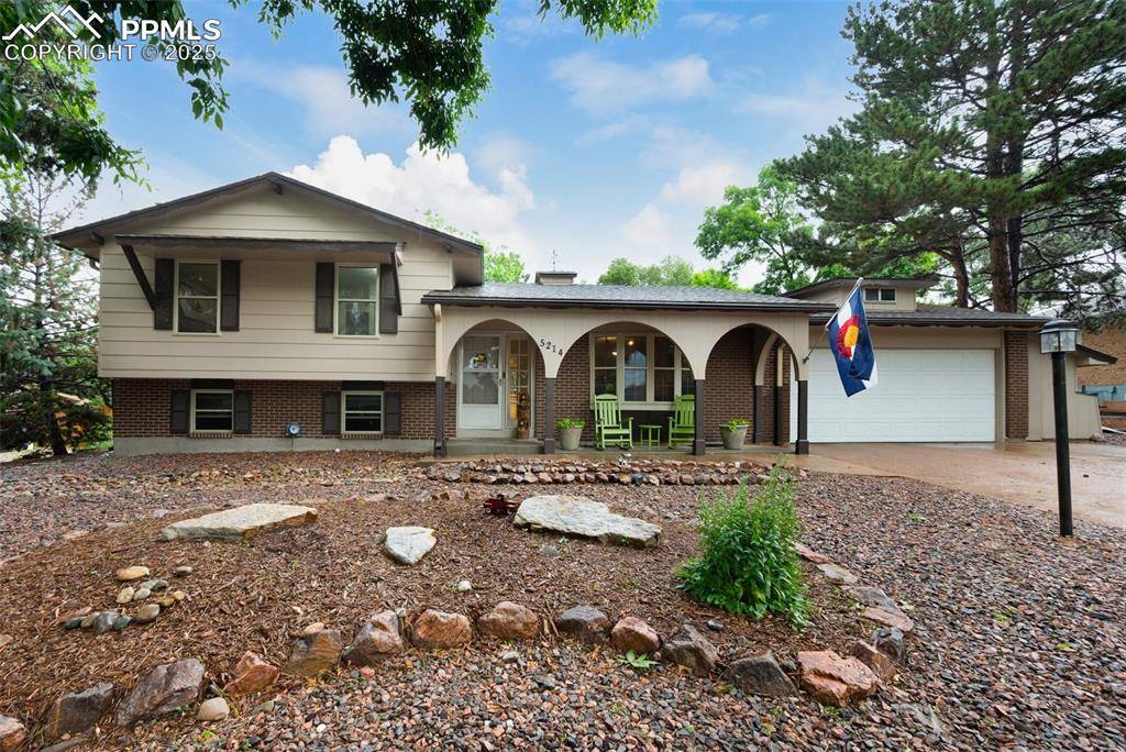 5214 Alta Loma RD, Colorado Springs, CO 80918