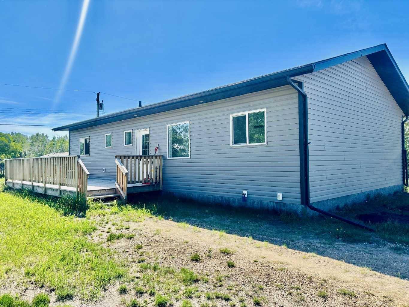 5315 51 ST, Mirror, AB T0B 3C0